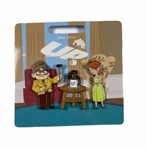 Disney Store Disney Pixar Up Carl and Ellie 3 Pin Set